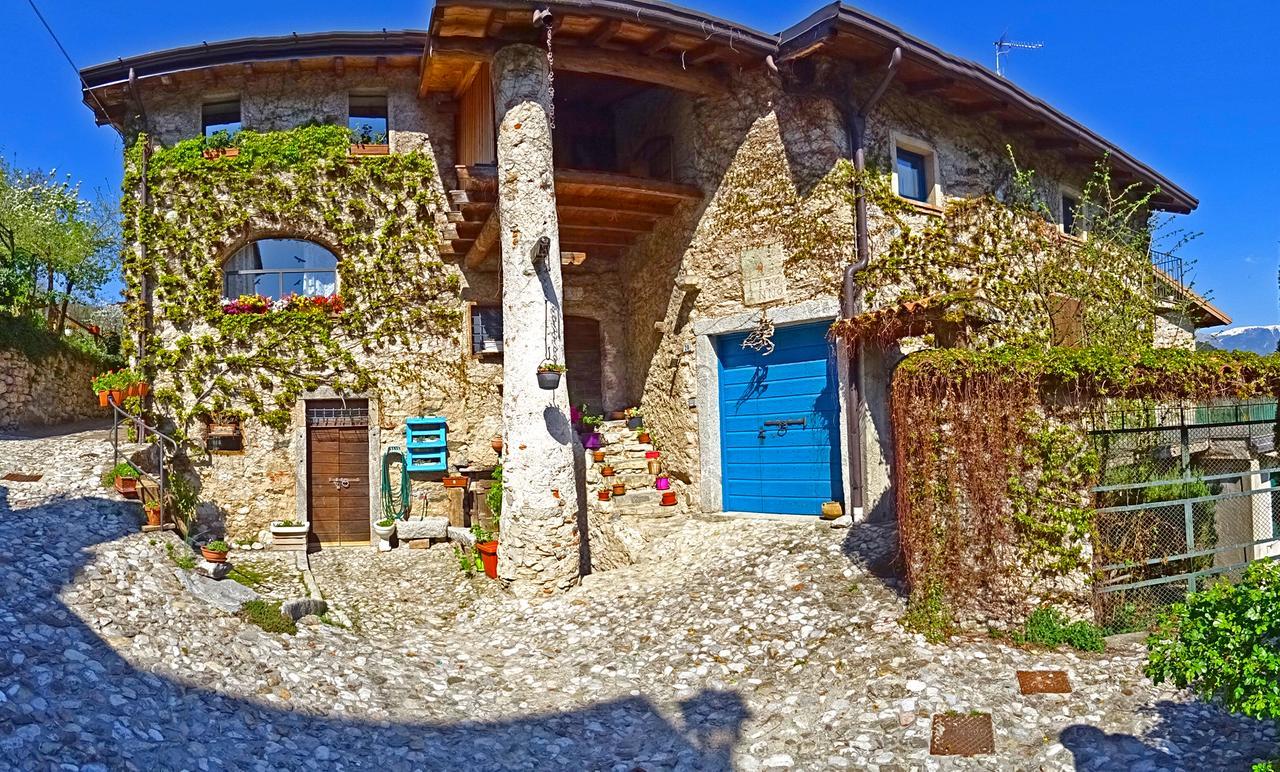 Rustico Colonna House By Gardadomusmea Appartement Vesio Buitenkant foto